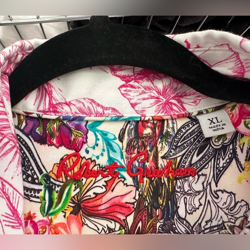 Robert Graham - Carolina Tropical Print Shirtdress - Picture 4 of 5